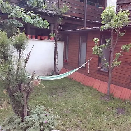 студио в близост до църквата и центъра на града *