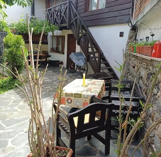 Apartment студио в близост до църквата и центъра на града